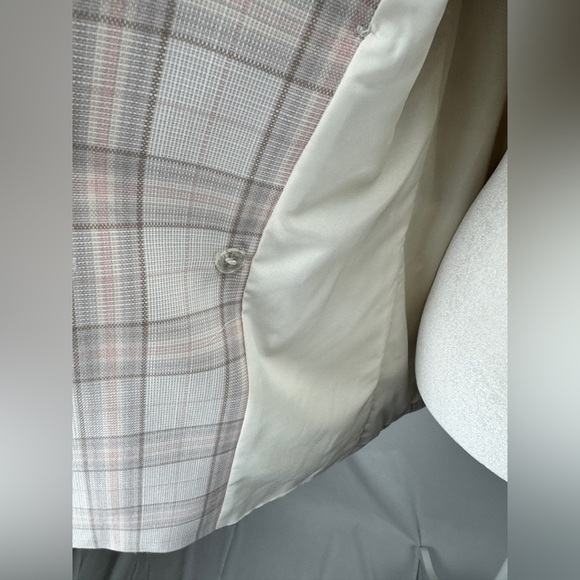 H&M Pink and Cream Blazer Tailored Suit Jacket - Picture 5 of 9